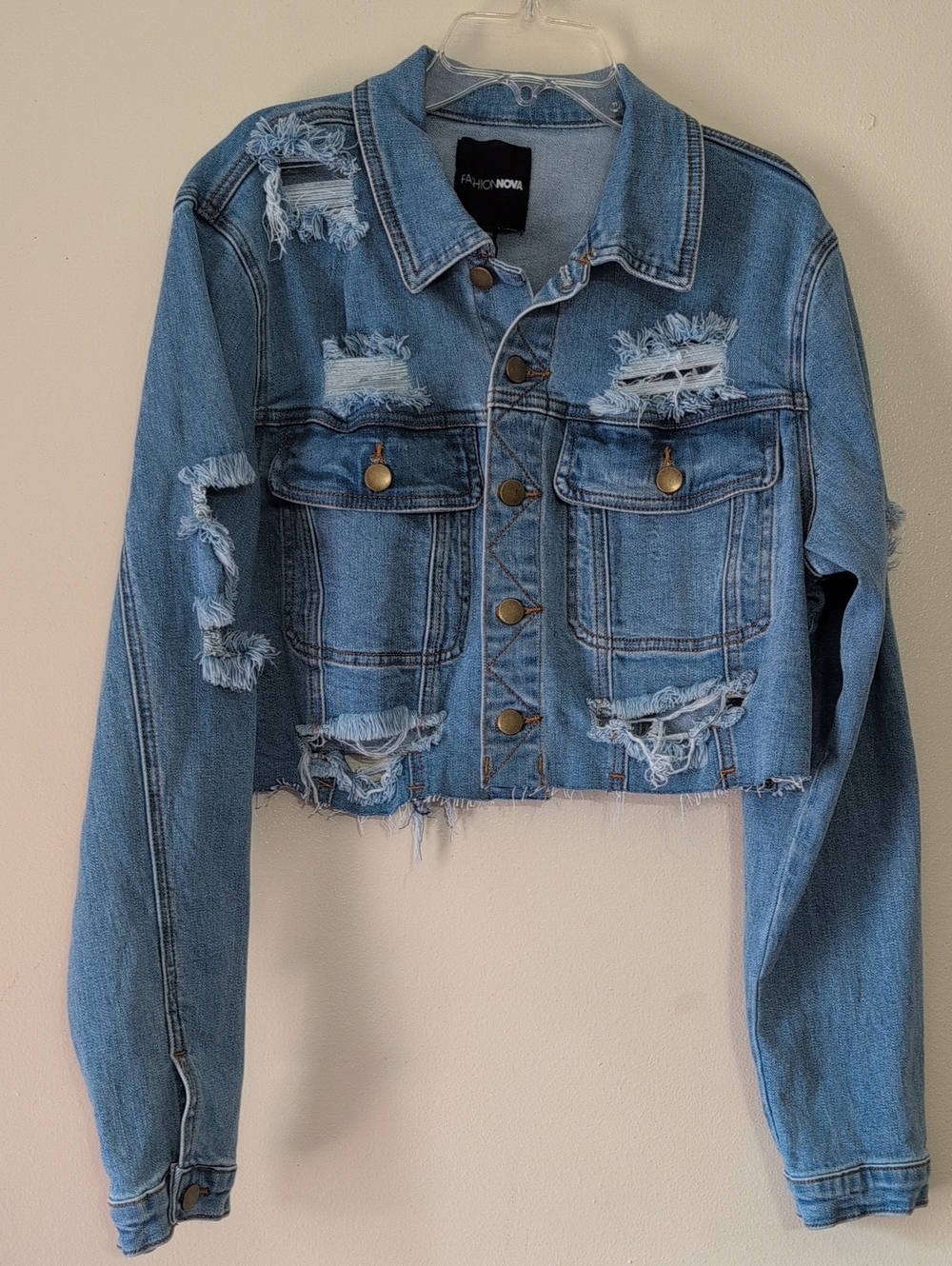 Fashion Nova Light Blue Distressed Cropped Denim Jacket Size Large New Stretch